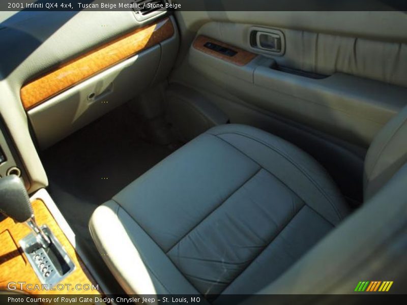 Tuscan Beige Metallic / Stone Beige 2001 Infiniti QX4 4x4