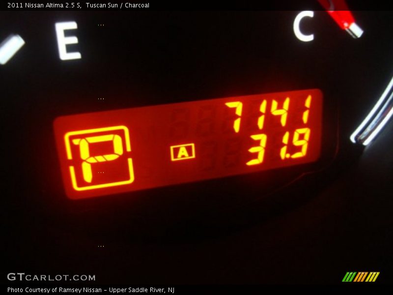 Tuscan Sun / Charcoal 2011 Nissan Altima 2.5 S