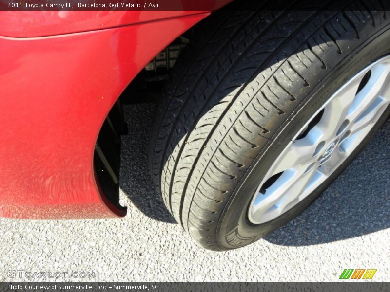 Barcelona Red Metallic / Ash 2011 Toyota Camry LE