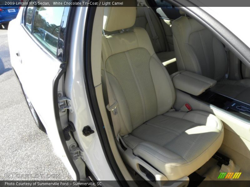 White Chocolate Tri-Coat / Light Camel 2009 Lincoln MKS Sedan