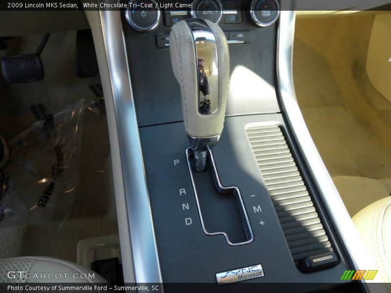 White Chocolate Tri-Coat / Light Camel 2009 Lincoln MKS Sedan