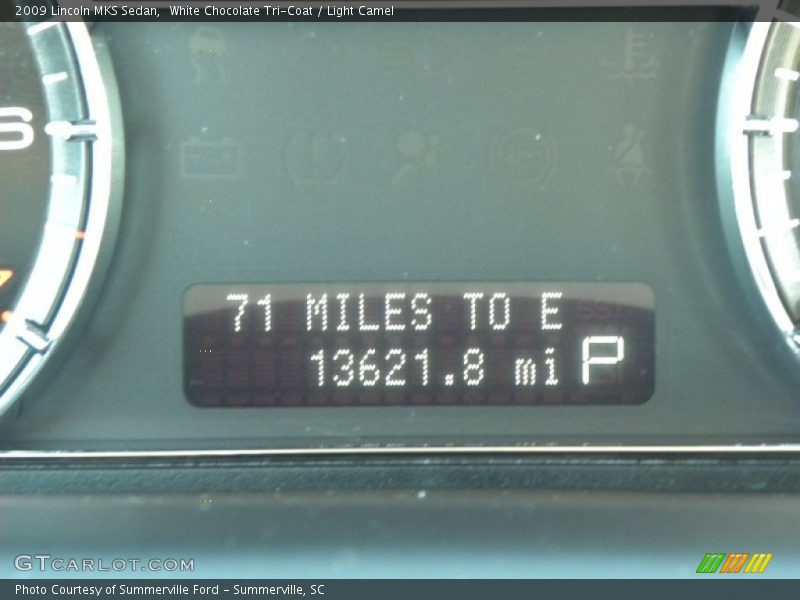 White Chocolate Tri-Coat / Light Camel 2009 Lincoln MKS Sedan