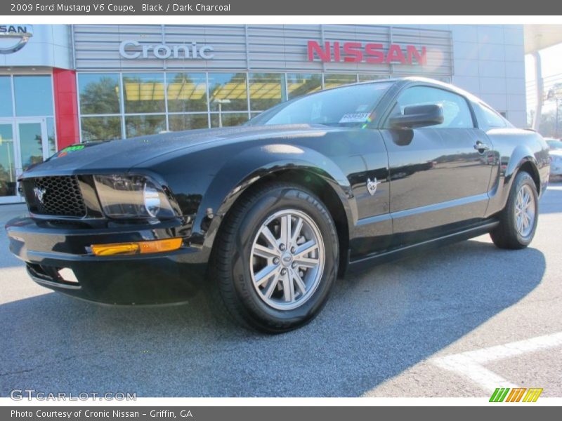 Black / Dark Charcoal 2009 Ford Mustang V6 Coupe