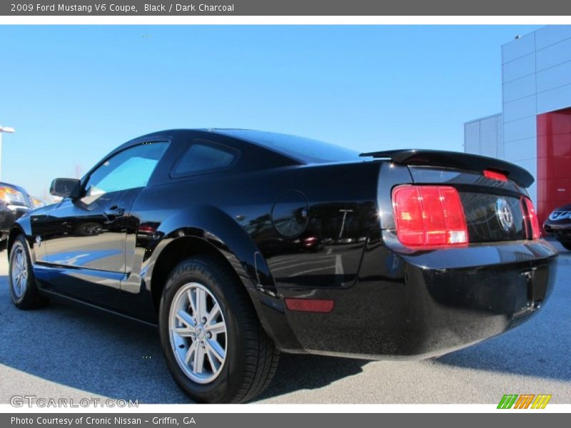 Black / Dark Charcoal 2009 Ford Mustang V6 Coupe