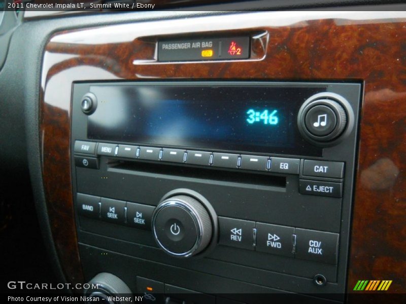 Summit White / Ebony 2011 Chevrolet Impala LT