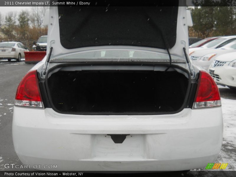 Summit White / Ebony 2011 Chevrolet Impala LT