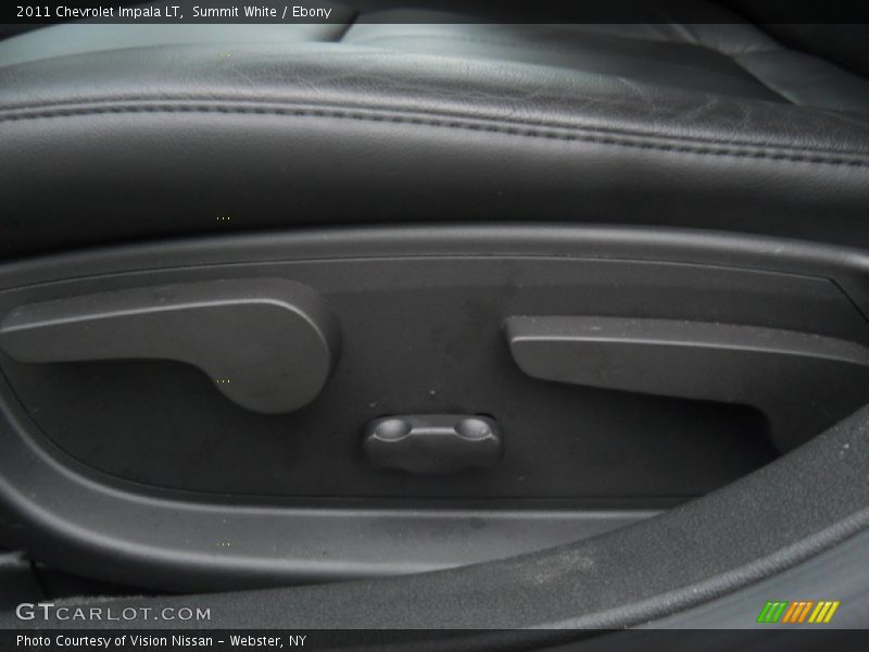 Summit White / Ebony 2011 Chevrolet Impala LT