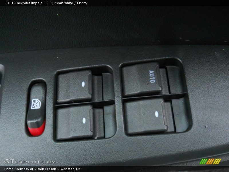 Summit White / Ebony 2011 Chevrolet Impala LT