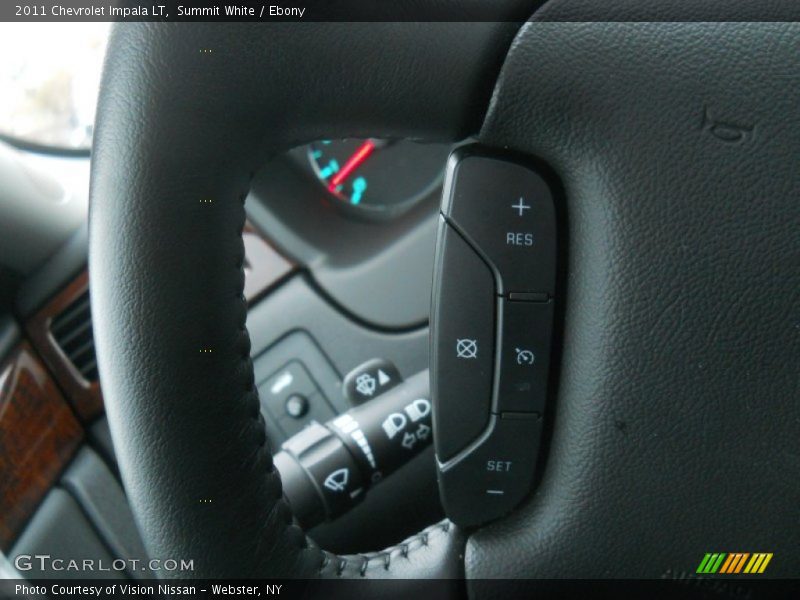 Summit White / Ebony 2011 Chevrolet Impala LT