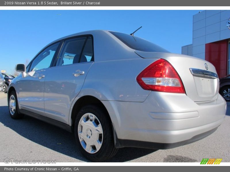 Brillant Silver / Charcoal 2009 Nissan Versa 1.8 S Sedan