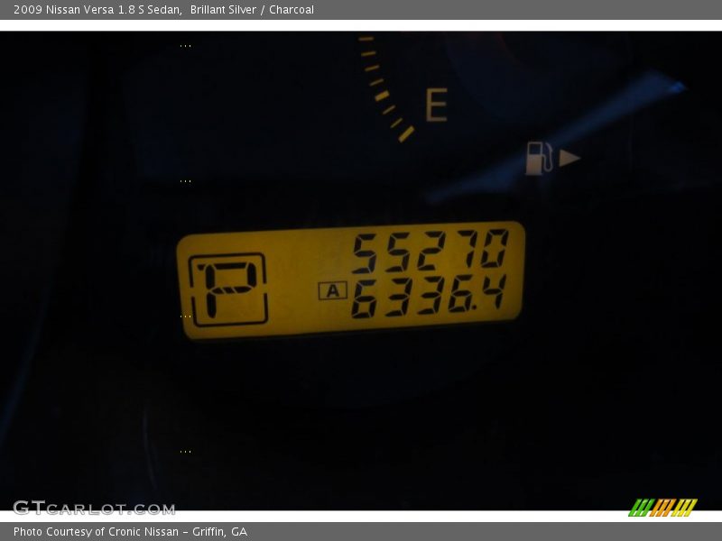 Brillant Silver / Charcoal 2009 Nissan Versa 1.8 S Sedan