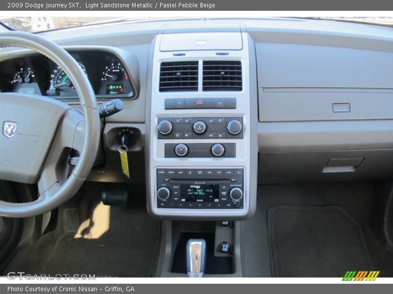 Light Sandstone Metallic / Pastel Pebble Beige 2009 Dodge Journey SXT