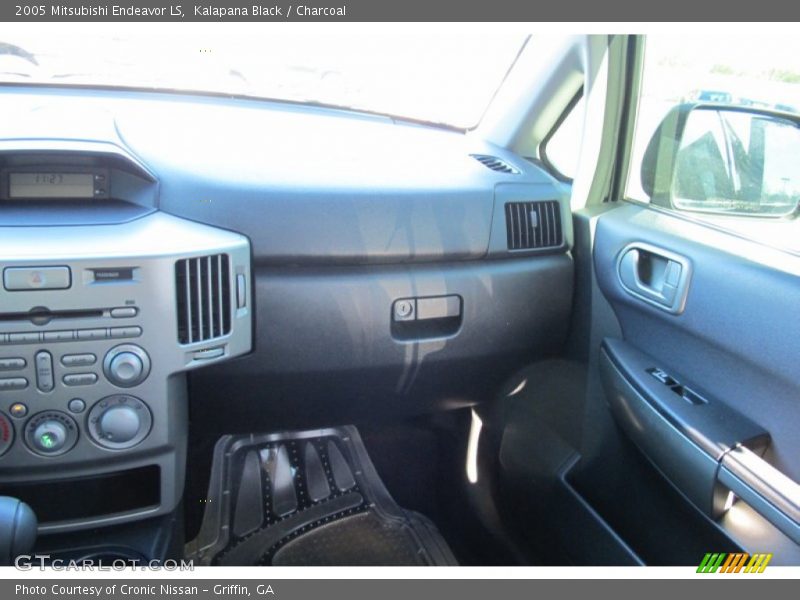 Kalapana Black / Charcoal 2005 Mitsubishi Endeavor LS