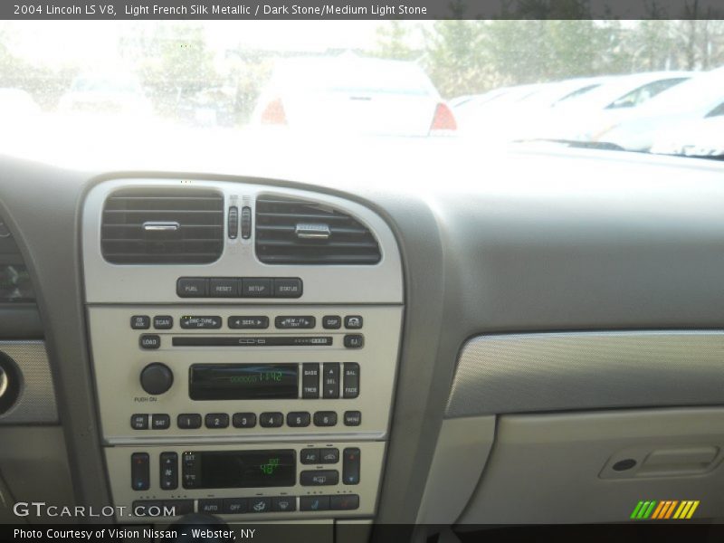 Light French Silk Metallic / Dark Stone/Medium Light Stone 2004 Lincoln LS V8