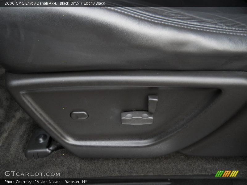 Black Onyx / Ebony Black 2006 GMC Envoy Denali 4x4