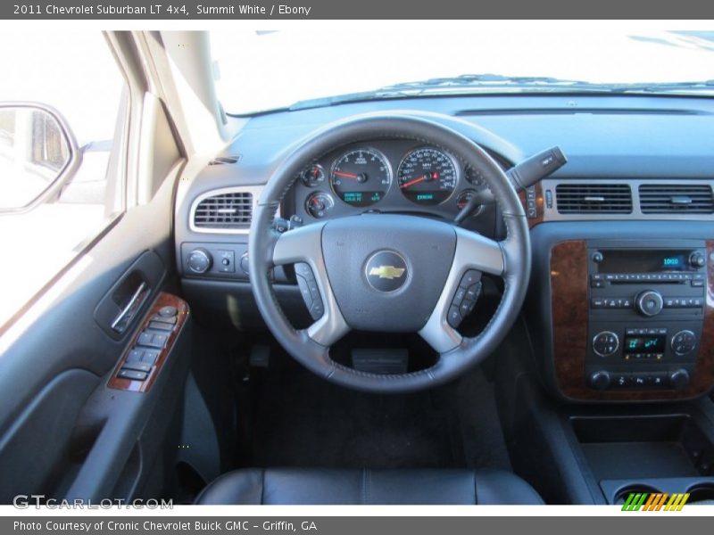 Summit White / Ebony 2011 Chevrolet Suburban LT 4x4