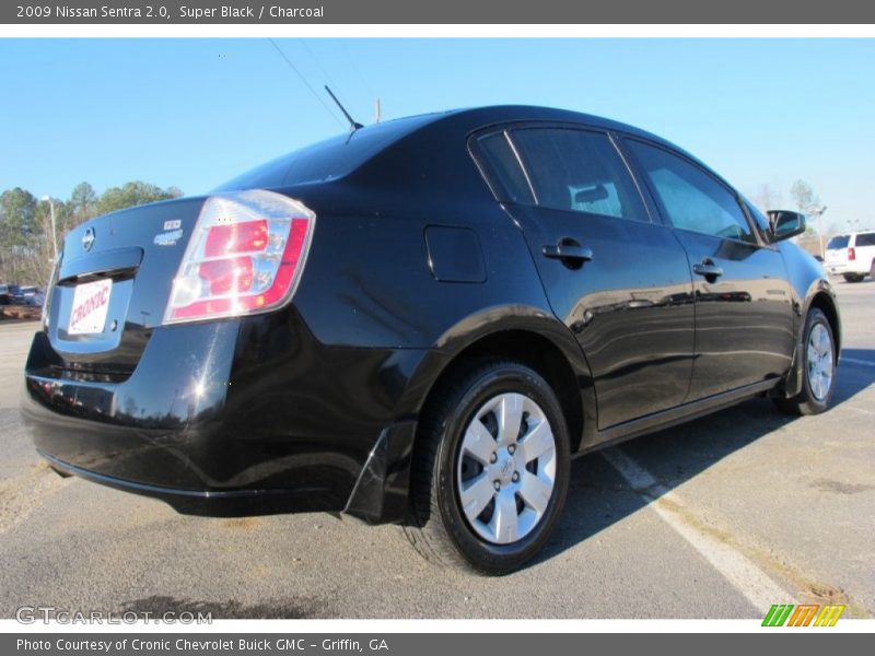 Super Black / Charcoal 2009 Nissan Sentra 2.0