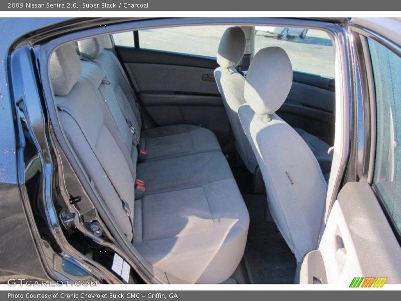 Super Black / Charcoal 2009 Nissan Sentra 2.0