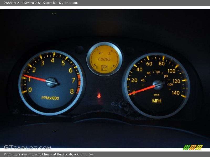 Super Black / Charcoal 2009 Nissan Sentra 2.0