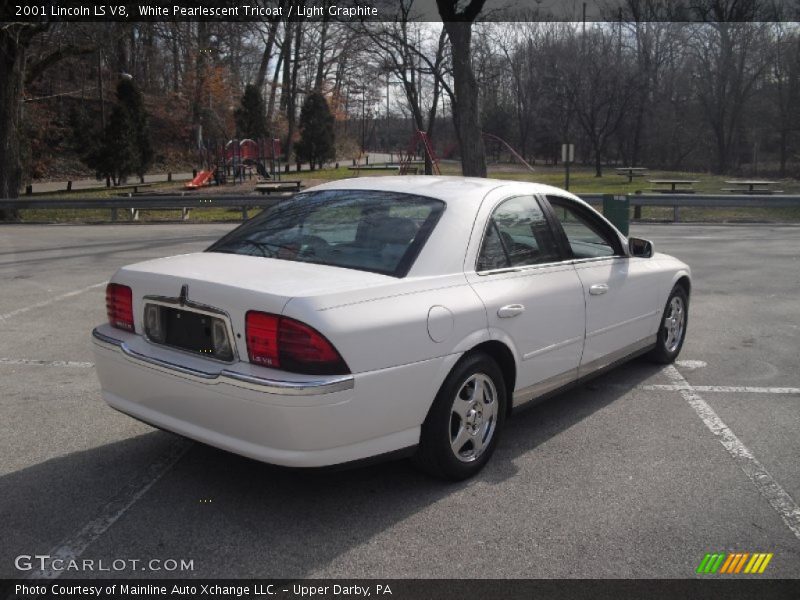 White Pearlescent Tricoat / Light Graphite 2001 Lincoln LS V8