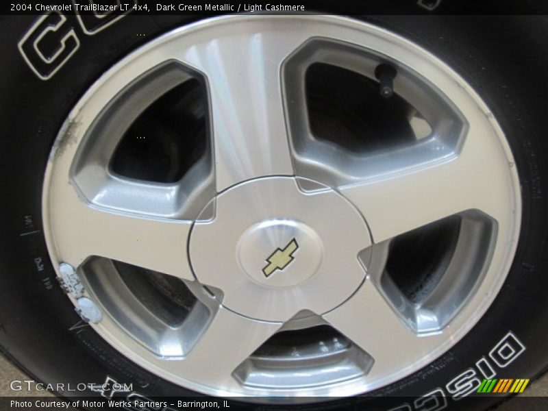 Dark Green Metallic / Light Cashmere 2004 Chevrolet TrailBlazer LT 4x4