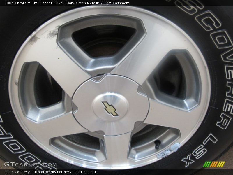 Dark Green Metallic / Light Cashmere 2004 Chevrolet TrailBlazer LT 4x4