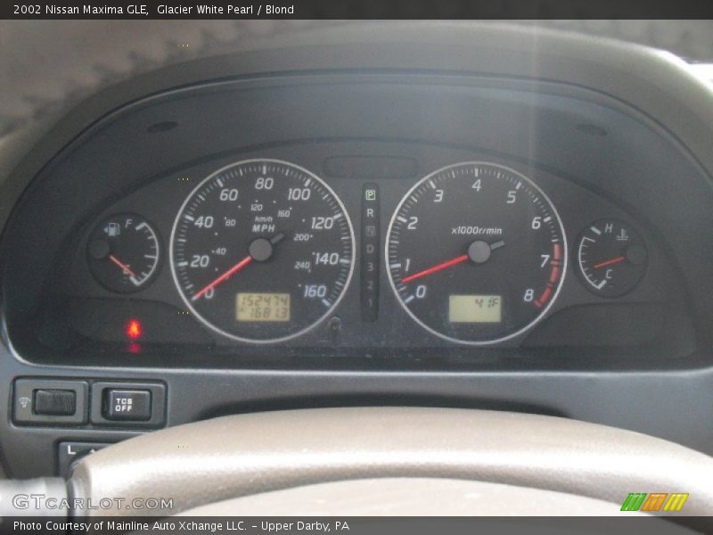 Glacier White Pearl / Blond 2002 Nissan Maxima GLE