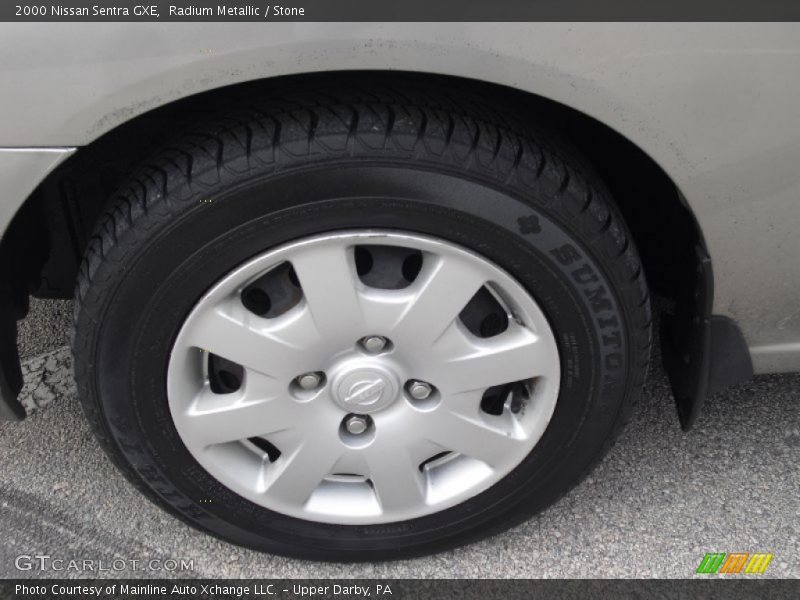 Radium Metallic / Stone 2000 Nissan Sentra GXE