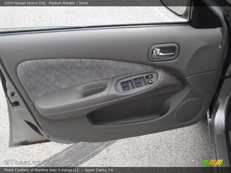 Radium Metallic / Stone 2000 Nissan Sentra GXE