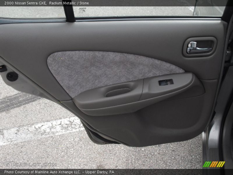Radium Metallic / Stone 2000 Nissan Sentra GXE
