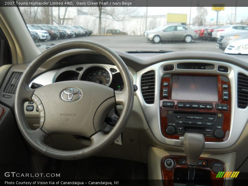 Oasis Green Pearl / Ivory Beige 2007 Toyota Highlander Limited 4WD