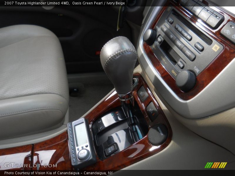 Oasis Green Pearl / Ivory Beige 2007 Toyota Highlander Limited 4WD