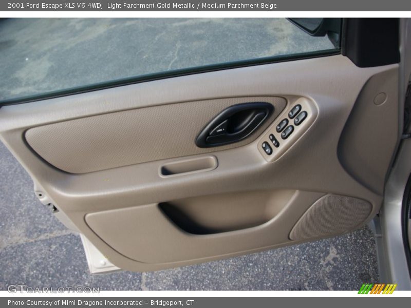 Light Parchment Gold Metallic / Medium Parchment Beige 2001 Ford Escape XLS V6 4WD
