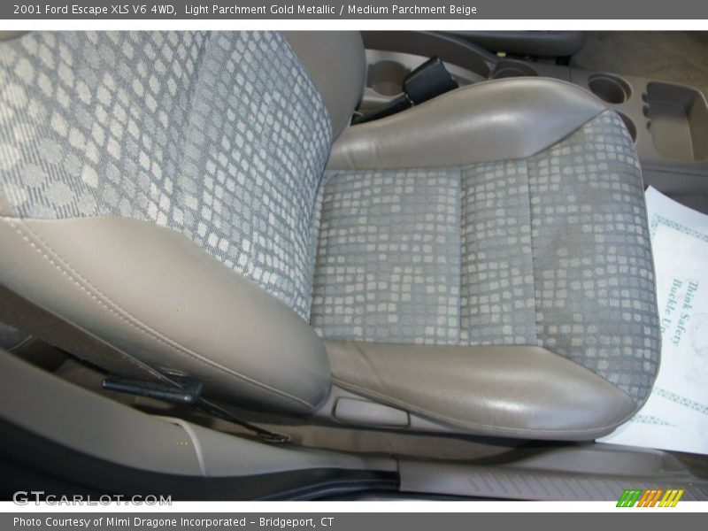 Light Parchment Gold Metallic / Medium Parchment Beige 2001 Ford Escape XLS V6 4WD