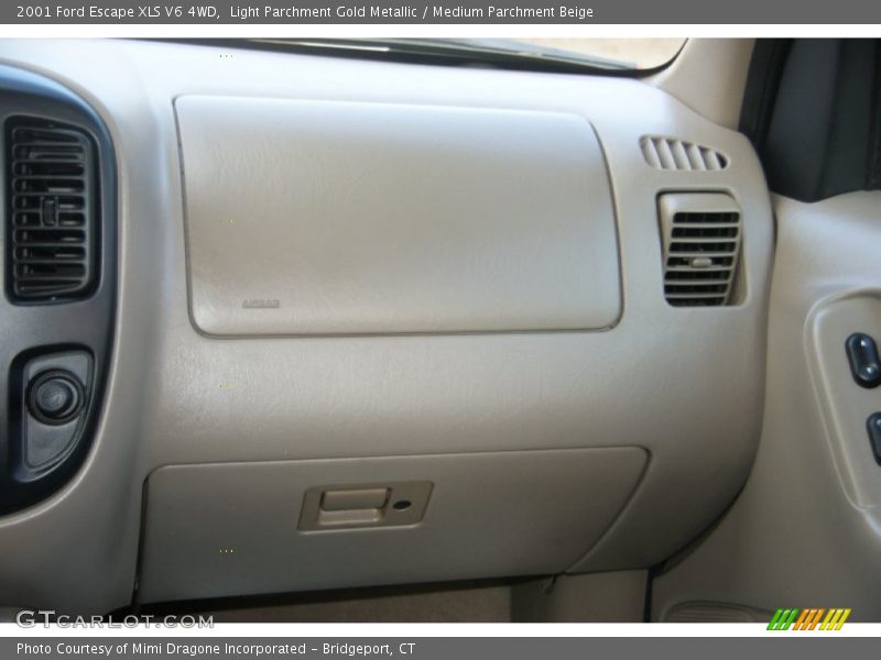 Light Parchment Gold Metallic / Medium Parchment Beige 2001 Ford Escape XLS V6 4WD