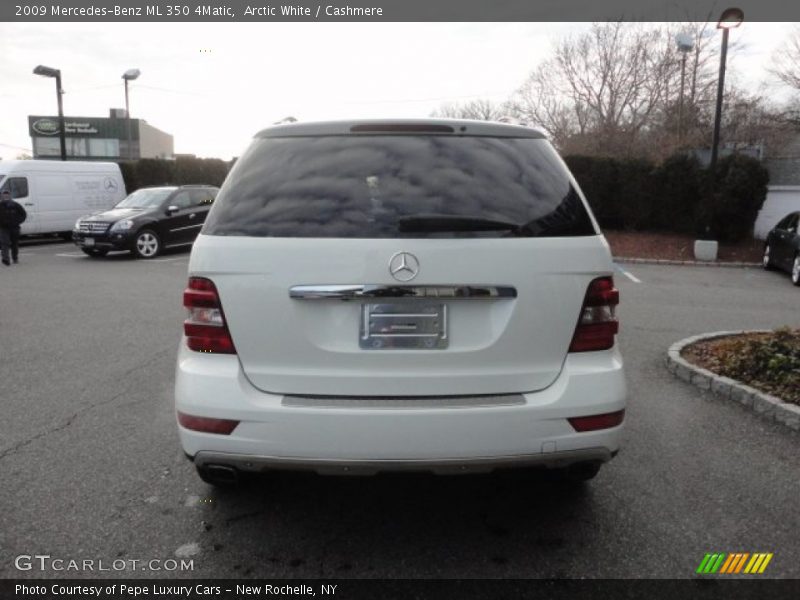 Arctic White / Cashmere 2009 Mercedes-Benz ML 350 4Matic