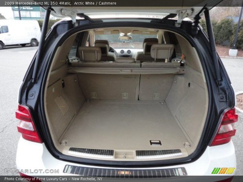 Arctic White / Cashmere 2009 Mercedes-Benz ML 350 4Matic