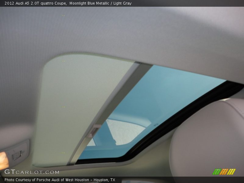 Sunroof of 2012 A5 2.0T quattro Coupe