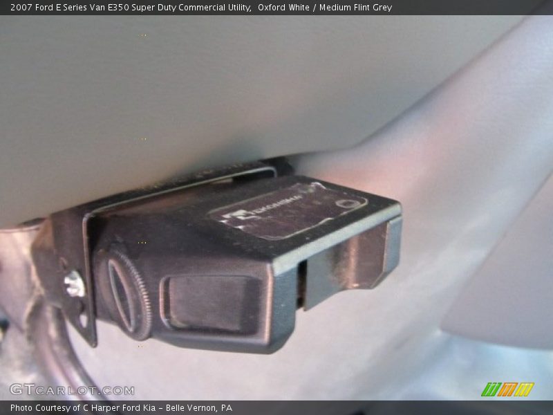 Oxford White / Medium Flint Grey 2007 Ford E Series Van E350 Super Duty Commercial Utility