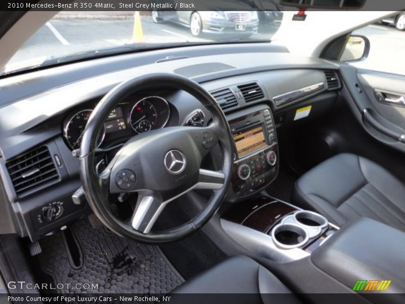  2010 R 350 4Matic Black Interior