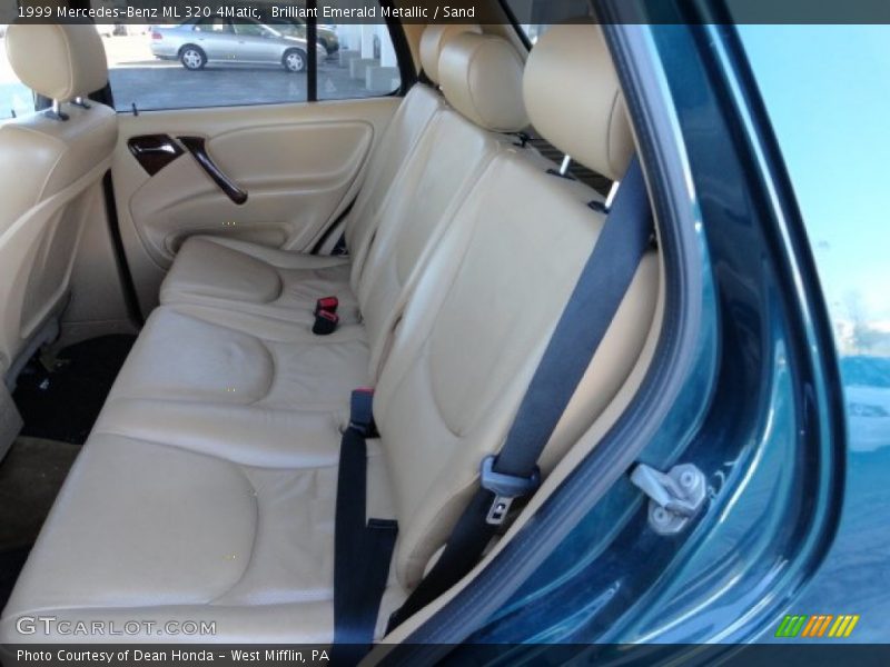 Brilliant Emerald Metallic / Sand 1999 Mercedes-Benz ML 320 4Matic