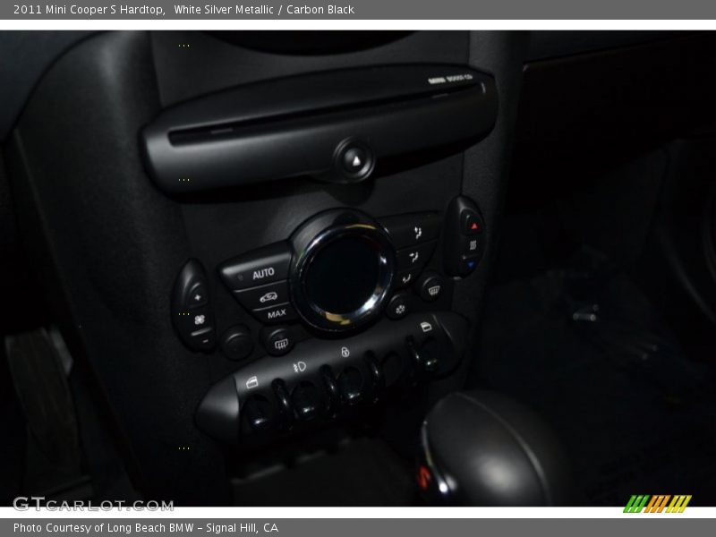 White Silver Metallic / Carbon Black 2011 Mini Cooper S Hardtop