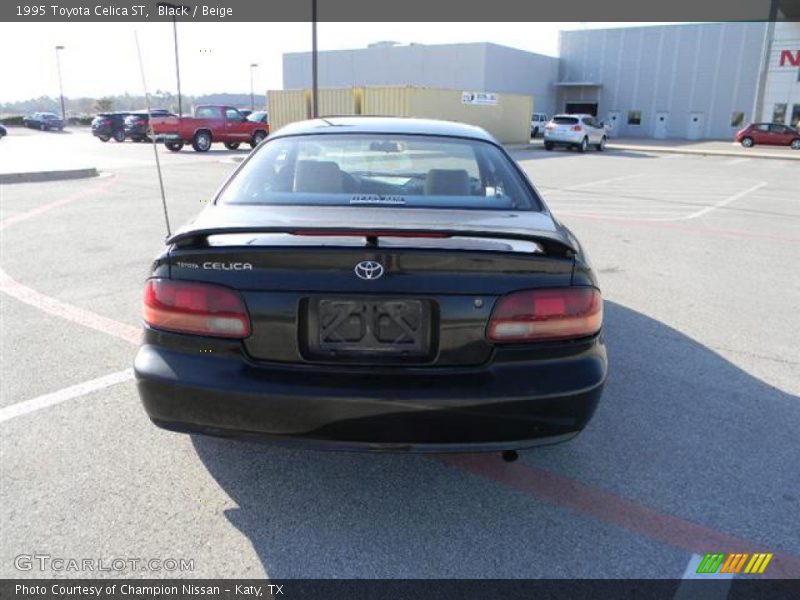 Black / Beige 1995 Toyota Celica ST