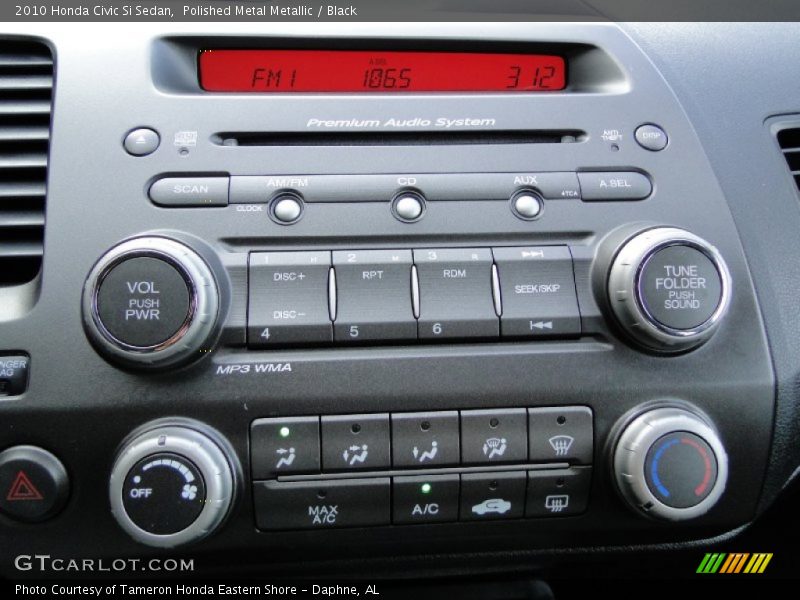 Controls of 2010 Civic Si Sedan