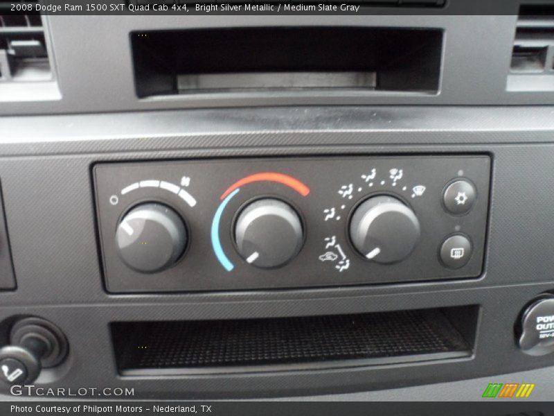 Bright Silver Metallic / Medium Slate Gray 2008 Dodge Ram 1500 SXT Quad Cab 4x4