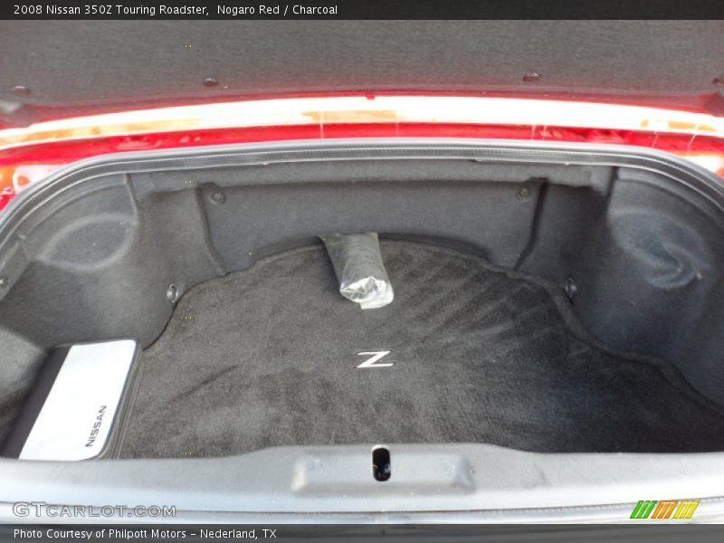  2008 350Z Touring Roadster Trunk