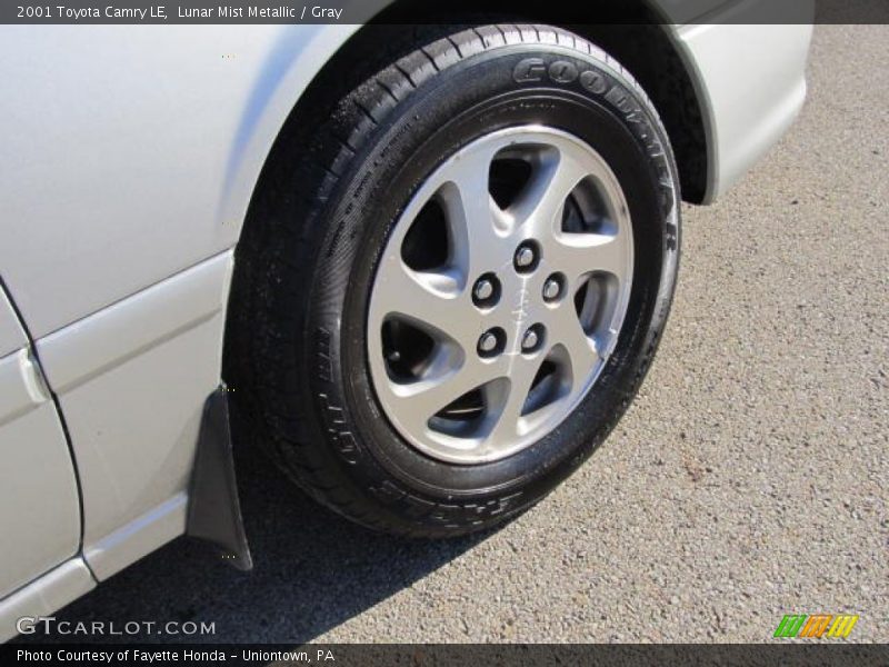 Lunar Mist Metallic / Gray 2001 Toyota Camry LE