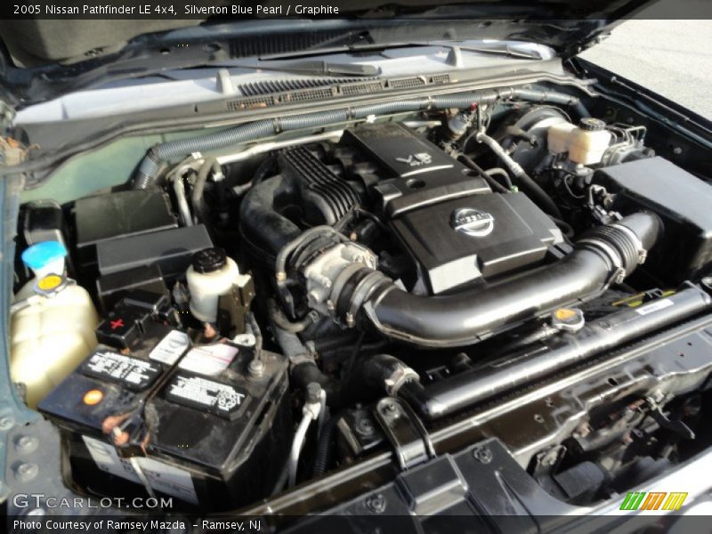 Silverton Blue Pearl / Graphite 2005 Nissan Pathfinder LE 4x4