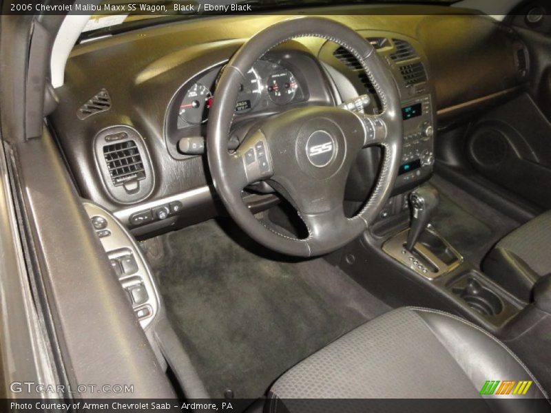 Dashboard of 2006 Malibu Maxx SS Wagon