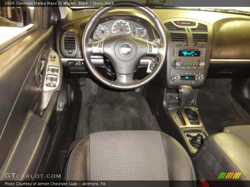 Dashboard of 2006 Malibu Maxx SS Wagon